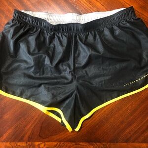 Nike womens active live strong shorts size large‎
